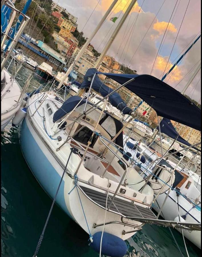 Il Nido Sull'acqua Botel